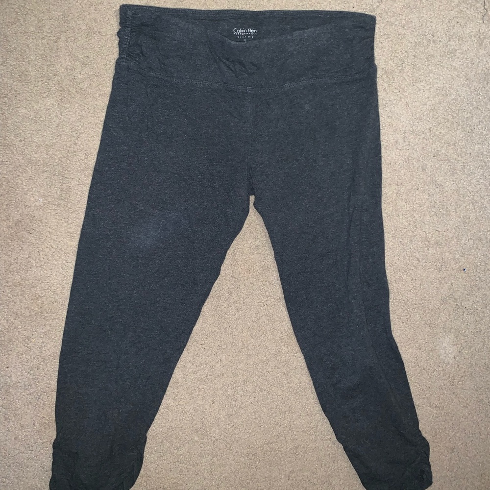 Calvin Klein cropped leggings